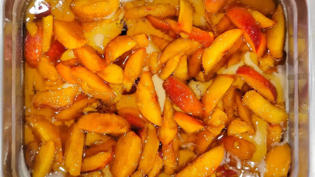Easy Peach Cobbler Recipe